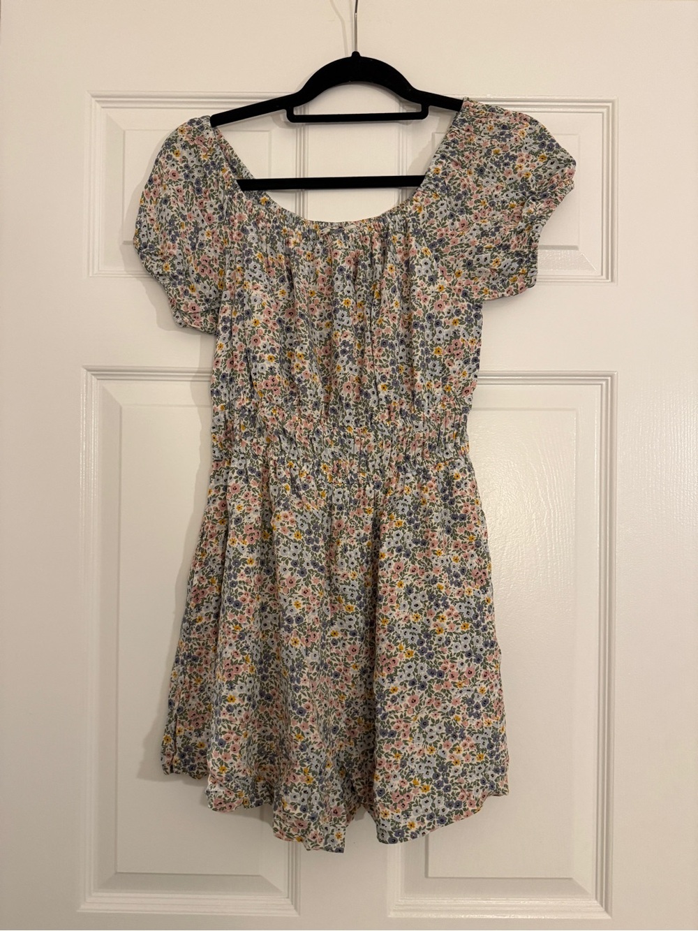 American Eagle Outfitters White Floral Romper with Pink & Yellow Flowers